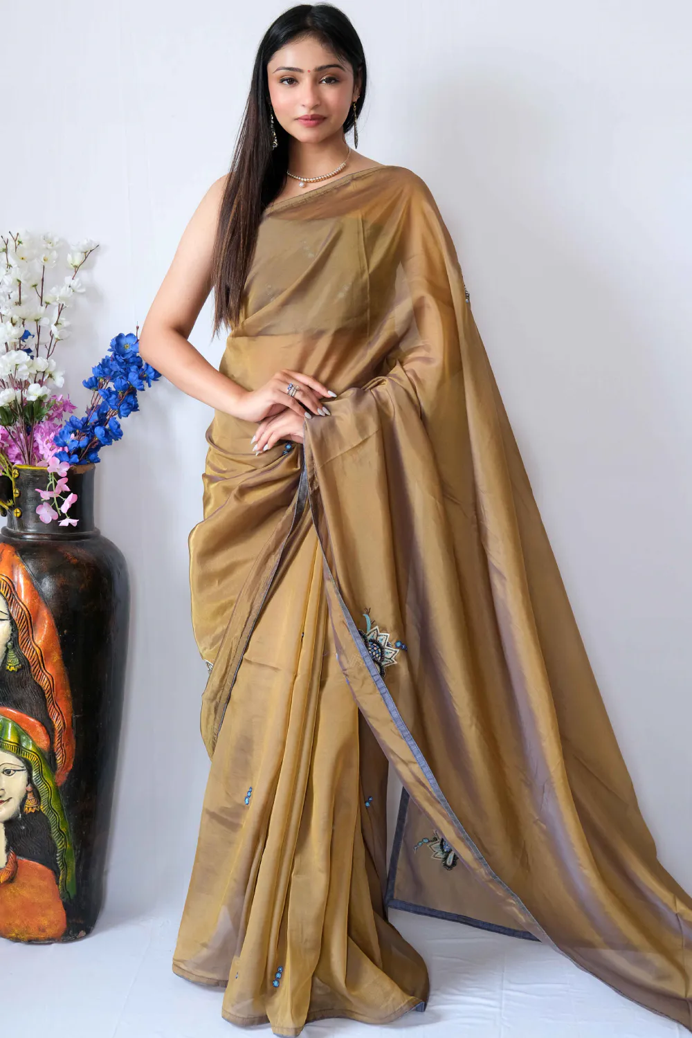 Dual shimmer tissue handwork saree